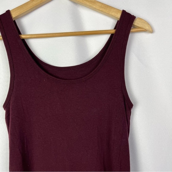 Mossimo Burgundy Red Scoop Neck Fitted Tank Top M - Picture 3 of 4
